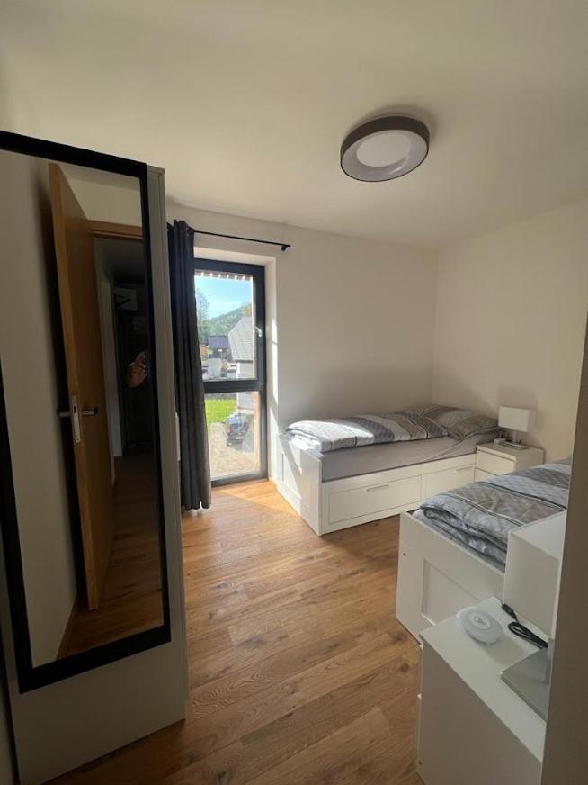 Luxusni Apartman Grand V Centru Harrachova Se Soukromou Mega Terasou, S Privatnim Parkovanim Zdarma, S Moznosti Dobijeni Wallbox Ev A Vyhledem Na Harrachovsky Kostelicek Exteriör bild
